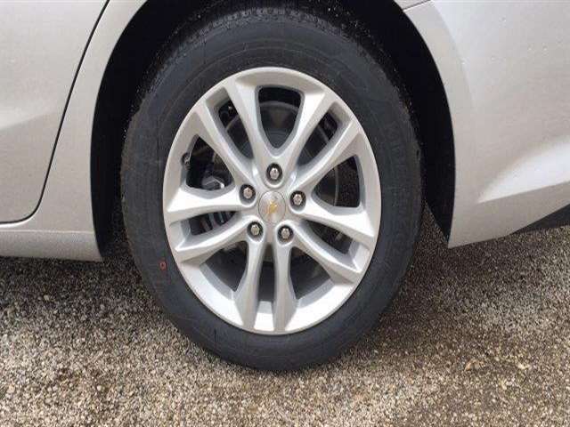 2017 Chevrolet Malibu LT 4dr Sedan